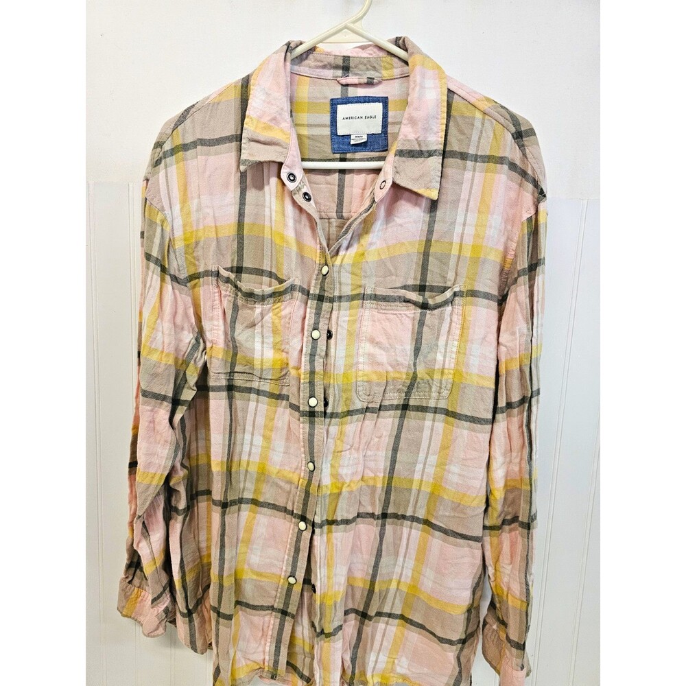 American Eagle Women's Plaid Collared Long Sleeve Pearl Snap Shirt Size M